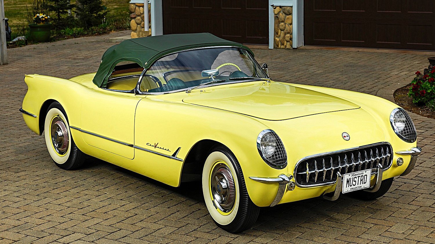 Click to Enlarge-Esc to Close Corvette Generations/C1/C1 1955 Yellow Corvette.jpg